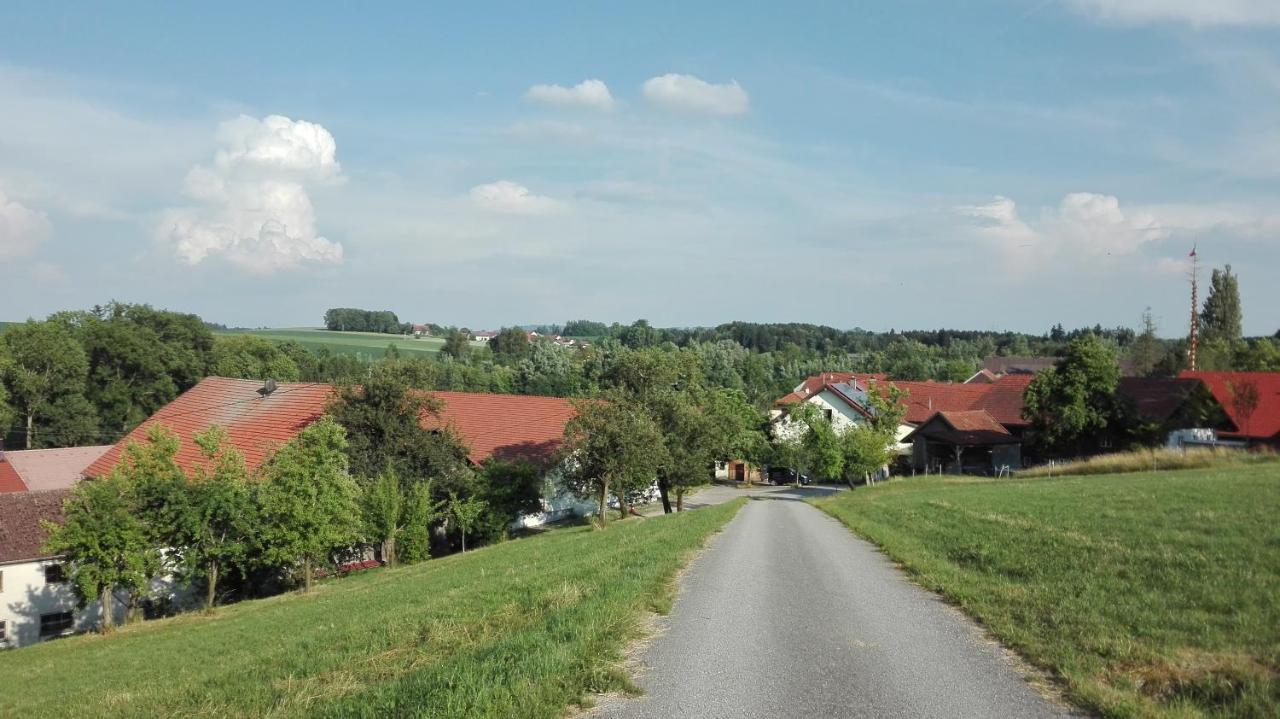 Gasthaus Schachinger Tumeltsham Bagian luar foto