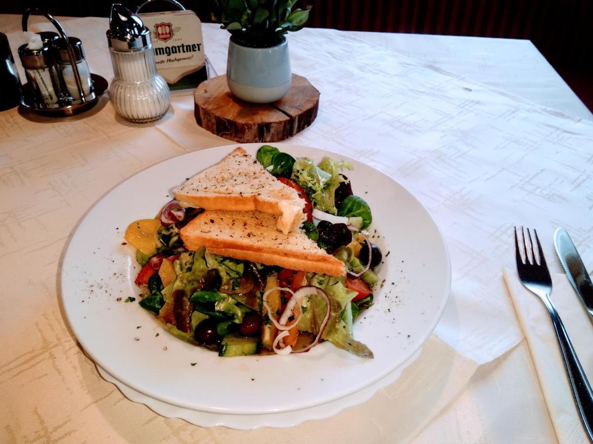 Gasthaus Schachinger Tumeltsham Bagian luar foto