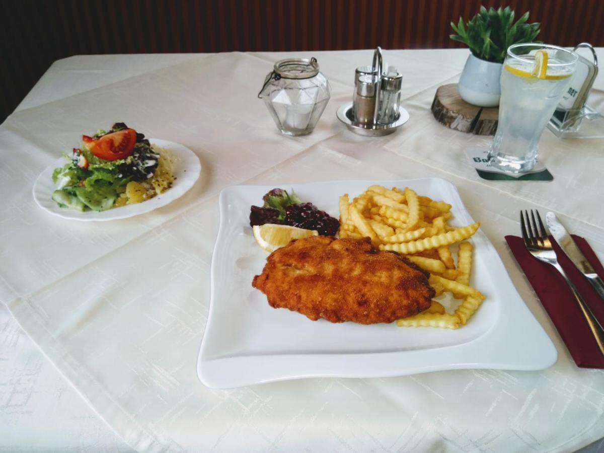 Gasthaus Schachinger Tumeltsham Bagian luar foto